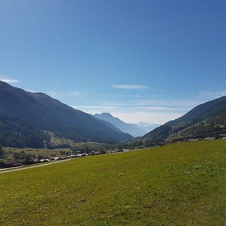 Chalet Daheim Reckingen Exteriör bild