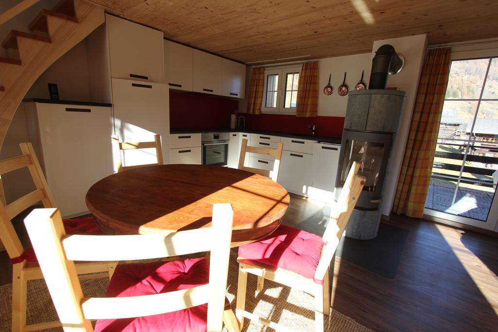 Chalet Daheim Reckingen Exteriör bild